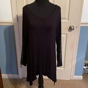 Apt.9 black tunic size small super soft shirt